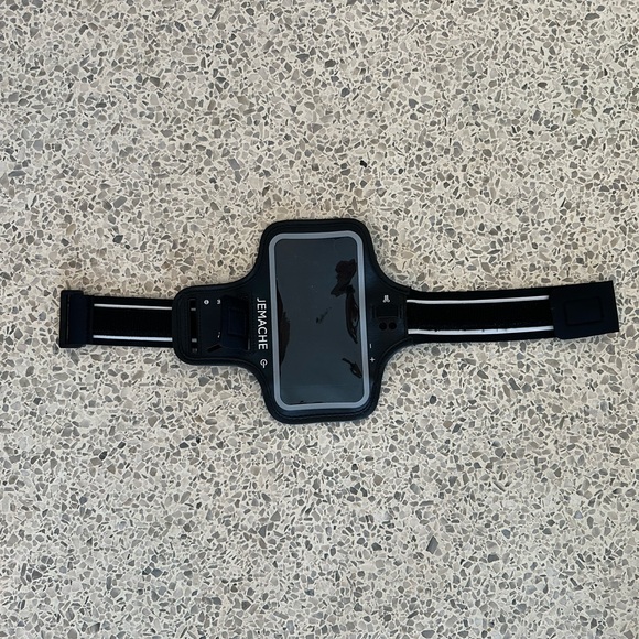 Other - New iPhone 11-16 Pro Max & Plus Armband with Earphone Holder